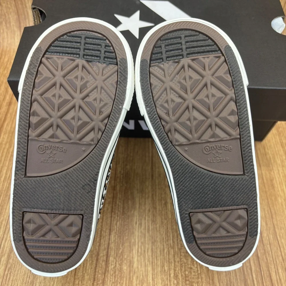 Converse CTAS 2V OX Infant Size 9 Leopard Print Hook and Loop A16589F‎ NEW